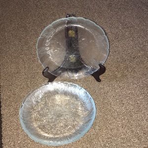 Vintage Arcoroc Canteberry Crocus Relief Pressed Glass ClearGlass 4Saucer Plates